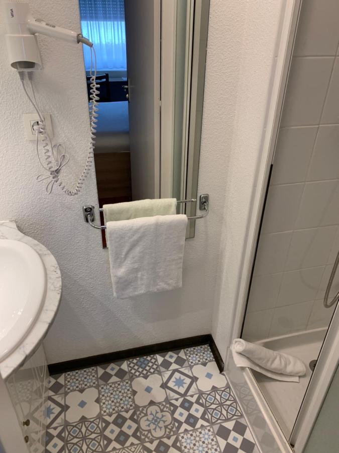 Everhotel De Tarbes-Ibos Екстериор снимка
