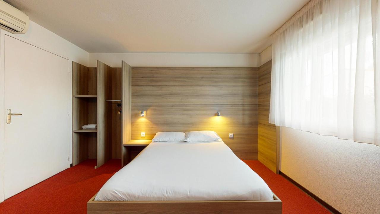 Everhotel De Tarbes-Ibos Екстериор снимка